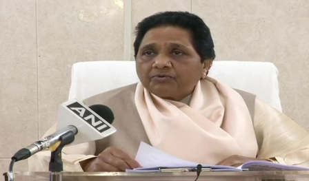 पैसे लेकर टिकट नहीं देती बसपा पहले अपना घर ठीक करे कांग्रेस मायावती