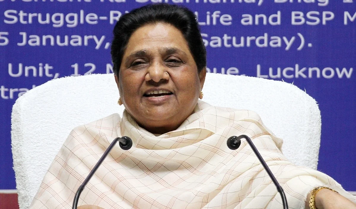 बुलडोजर की कार्रवाई पर मायावती ने साधा निशाना कहा- भय और आतंक का माहौल बना रही सरकार कोर्ट ले संज्ञान
