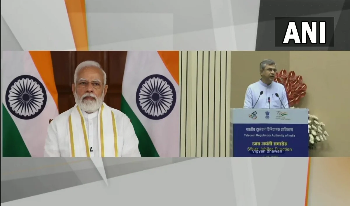 PM मोदी ने 5G टेस्टबेड किया लॉन्च बोले- यह तकनीक देश की गवर्नेंस में सकारात्मक बदलाव लाएगी