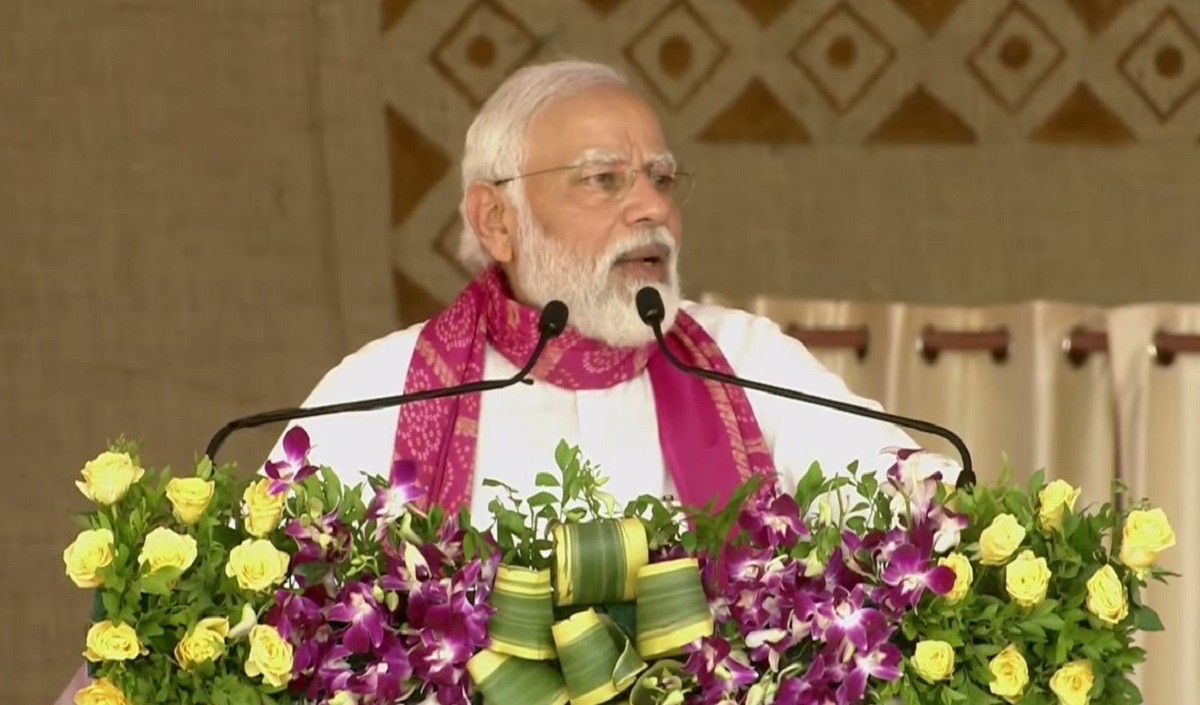 PM मोदी ने बनासकांठा में डेयरी परिसर का किया लोकार्पण कही यह बड़ी बात