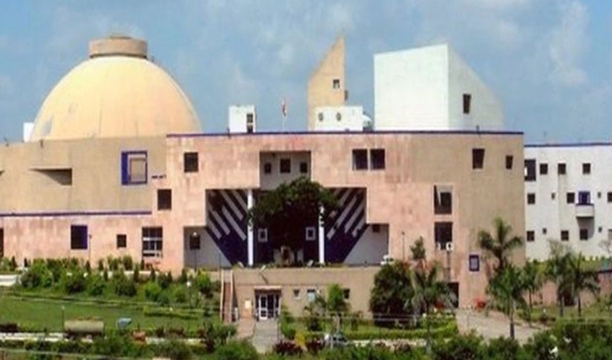एमपी विधानसभा का सत्र जारी आधा दर्जन से ज्यादा विधायक सदन से रहे नदारत