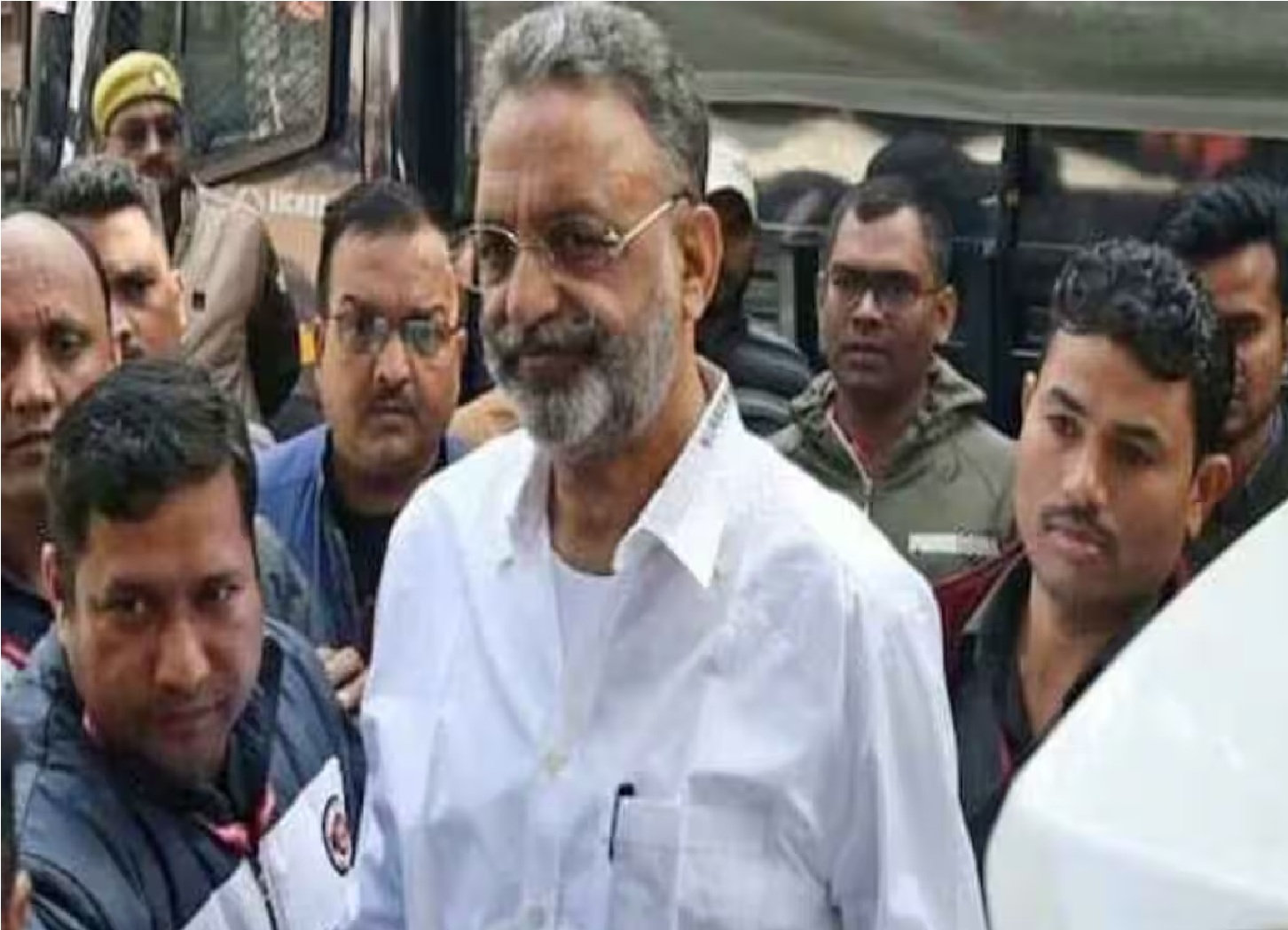 UP: मुख्तार अंसारी को गैंगस्टर मामले में हाई कोर्ट से जमानत, 5 लाख के जुर्माने पर भी रोक