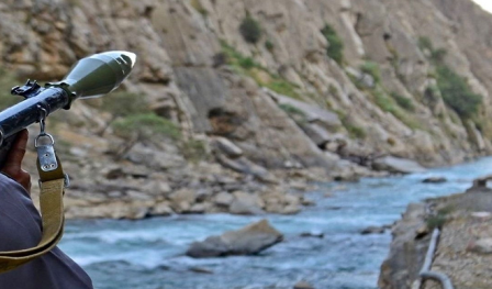 नॉर्दन एलायंस के खिलाफ चल रहा भीषण युद्ध तालिबान को मिला अलकायदा और पाक का साथ