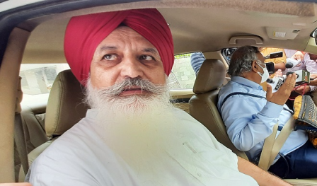 नवजोत सिंह सिद्धू के सलाहकार मलविंदर माली ने दिया इस्तीफा, बयानों की वजह से विवादों में थे