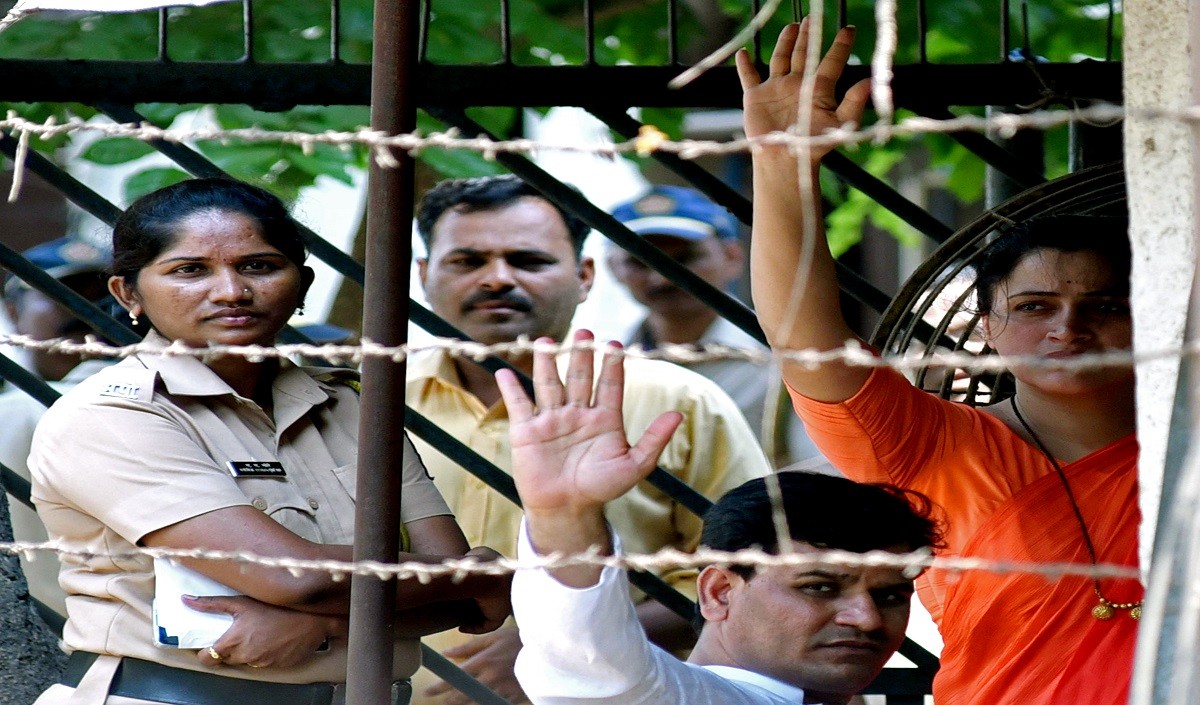 नवनीत राणा को सेशन कोर्ट से नहीं मिली राहत 29 अप्रैल तक सरकारी पक्ष को दाखिल करना होगा जवाब