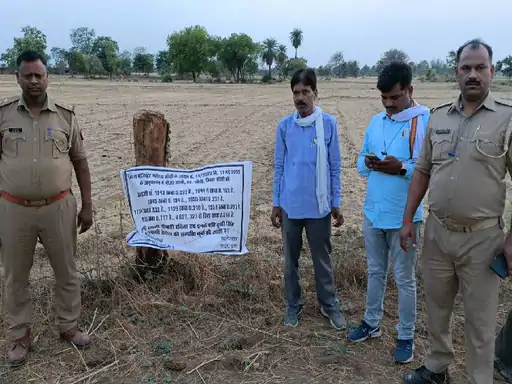 दो महिला गैंगस्टर की 35.46 लाख की संपत्ति जब्त झांसी में शराब कारोबार से जुड़ी थी दोनों एक पर 11 और दूसरी पर हैं 7 केस