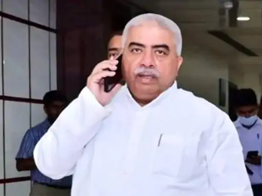 योगी सरकार के 2 मंत्री हो सकते हैं अरेस्ट राकेश सचान कर सकते हैं कोर्ट में सरेंडर