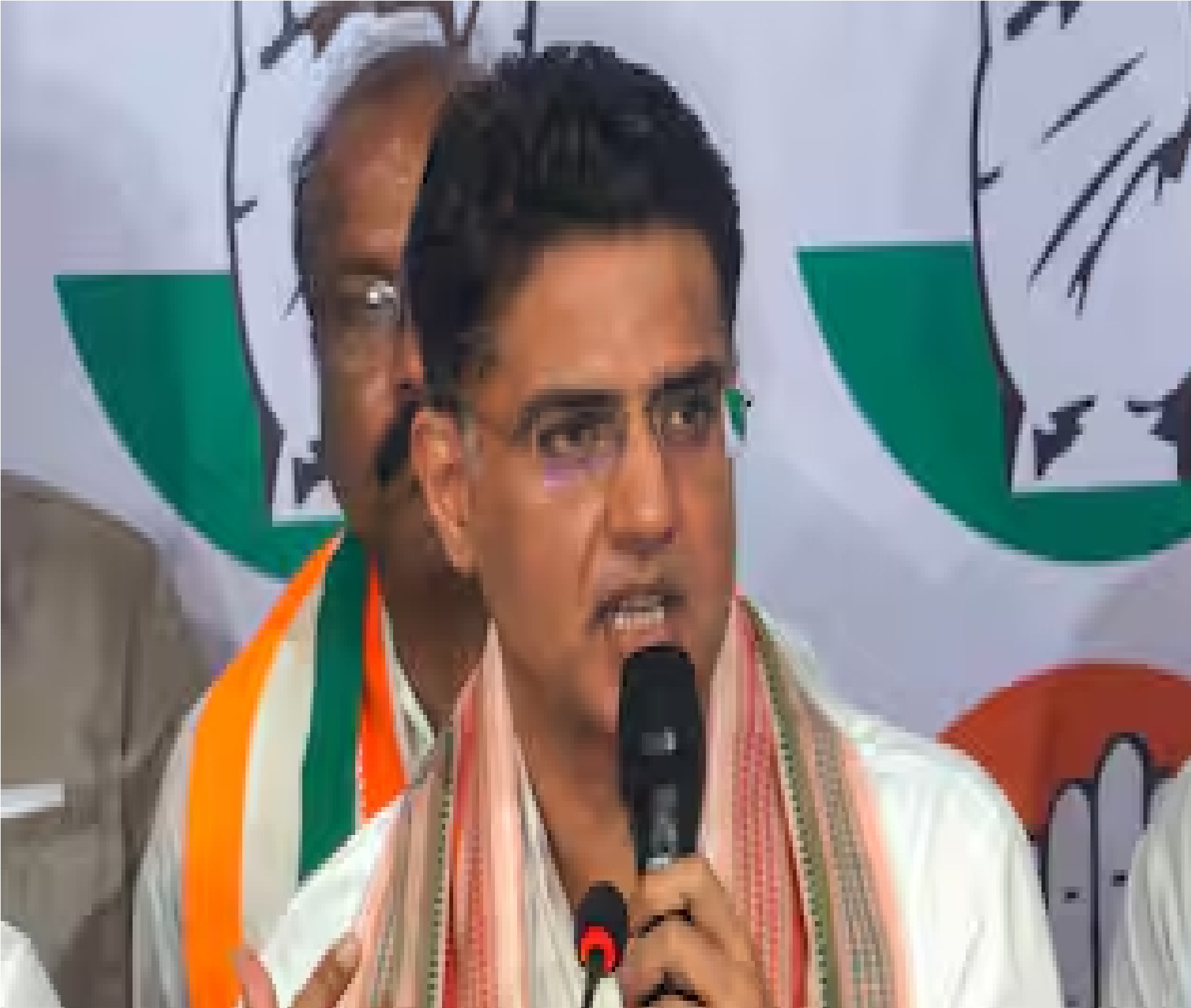 New Delhi: केजरीवाल के इस्तीफे पर Sachin Pilot बोले, कहा BJP संविधान के साथ कर रही है छेड़छाड़