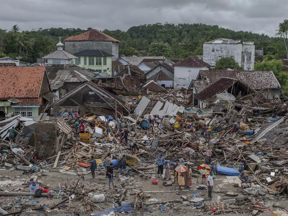 New Delhi: इंडोनेशिया में भूकंप, 46 की मौत, 700 से ज्यादा घायल; दहशत में लोगों ने इमारतें खाली कीं