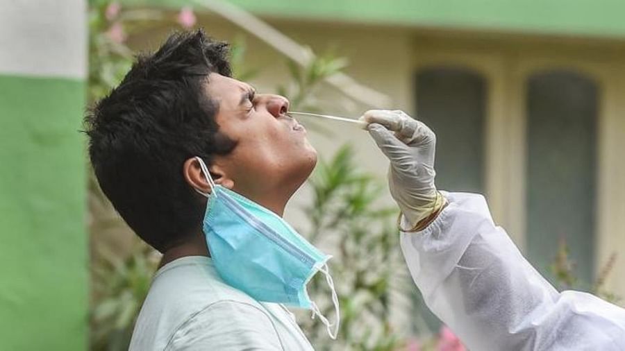 देश में कोरोना संक्रमण के 26,727 नए मामले, पिछले 24 घंटों में 277 मरीजों की हुई मौतदे
