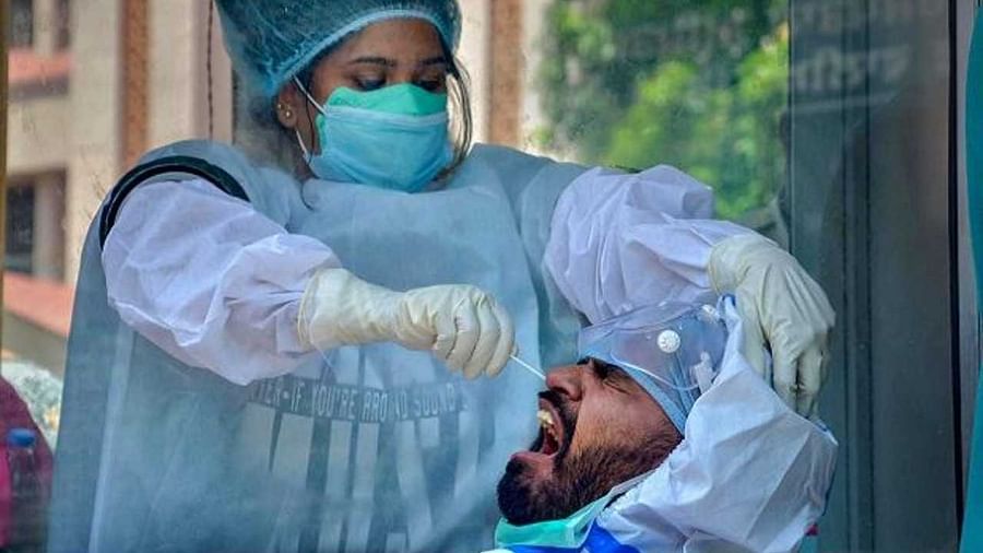 देश में कोरोना संक्रमण के 16,326 नए मामले, पिछले 24 घंटों में 666 मरीजों की हुई मौत