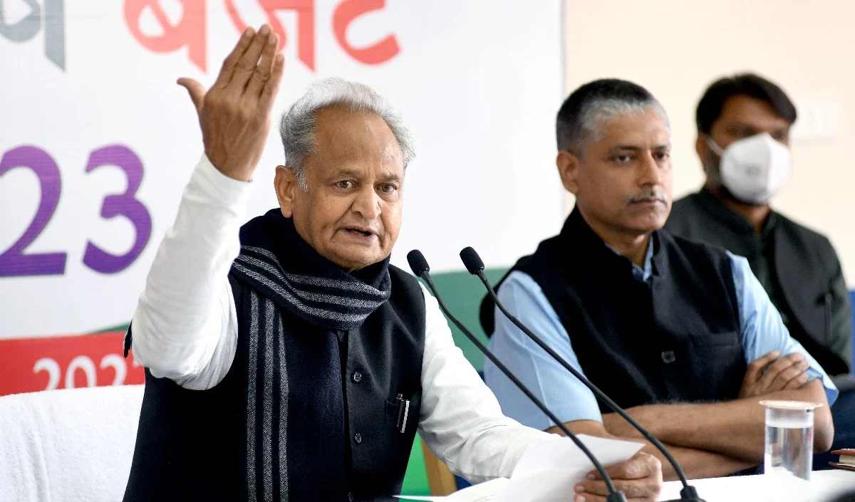 पूर्णिया सड़क हादसे में मरे सभी आठ लोगों के परिजनों को देंगे दो-दो लाख रुपये की सहायता : गहलोत