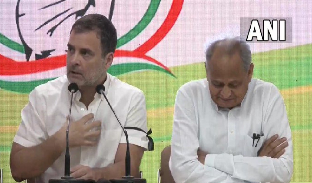 राहुल गांधी का मोदी सरकार पर तीखा हमला कहा- हिटलर भी चुनाव जीतकर आया था