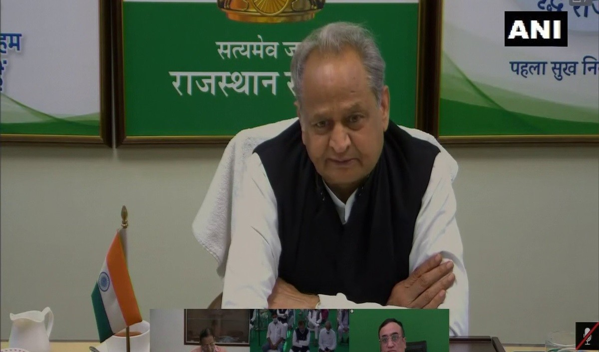 प्रश्नपत्र लीक व परीक्षाओं में धोखाधड़ी रोकने के लिए विधेयक पेश