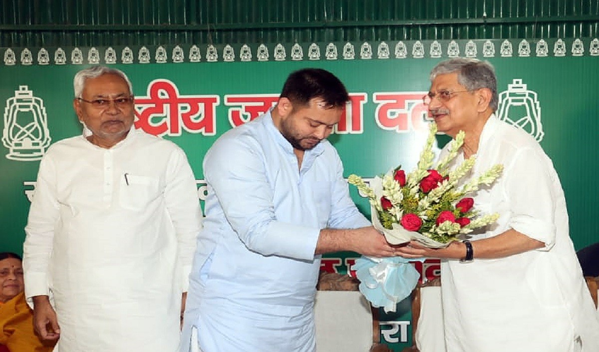 नीतीश प्रधानमंत्री पद के लिए उपयुक्त लेकिन दावेदार नहीं: जदयू अध्यक्ष