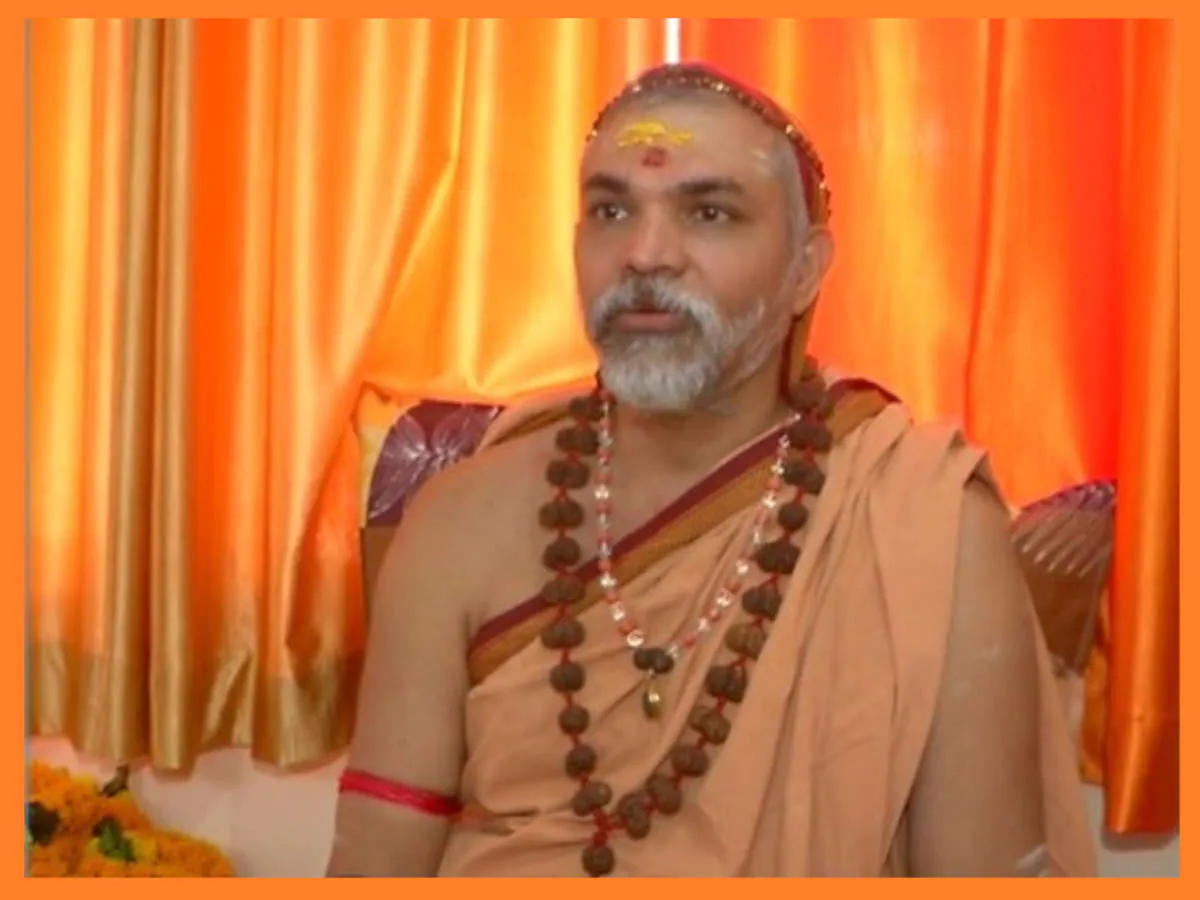 पठान जैसी मूवी हम सनातन धर्मियों को टारगेट कर रहीं:शंकराचार्य अविमुक्तेश्वरानंद बोले- हमने हिंदू सेंसर बोर्ड बनाया