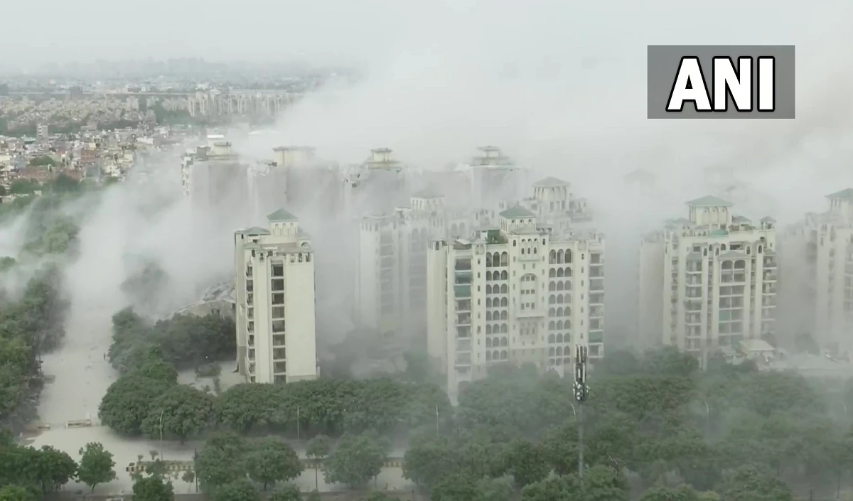 मलबे में बदला ट्विन टावर योजनाबद्ध तरीके से दिया गया अंजाम