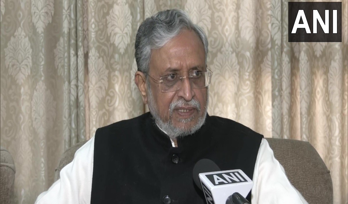 सुशील मोदी ने लालू के खिलाफ राजनीतिक प्रतिशोध के आरोप का खंडन किया