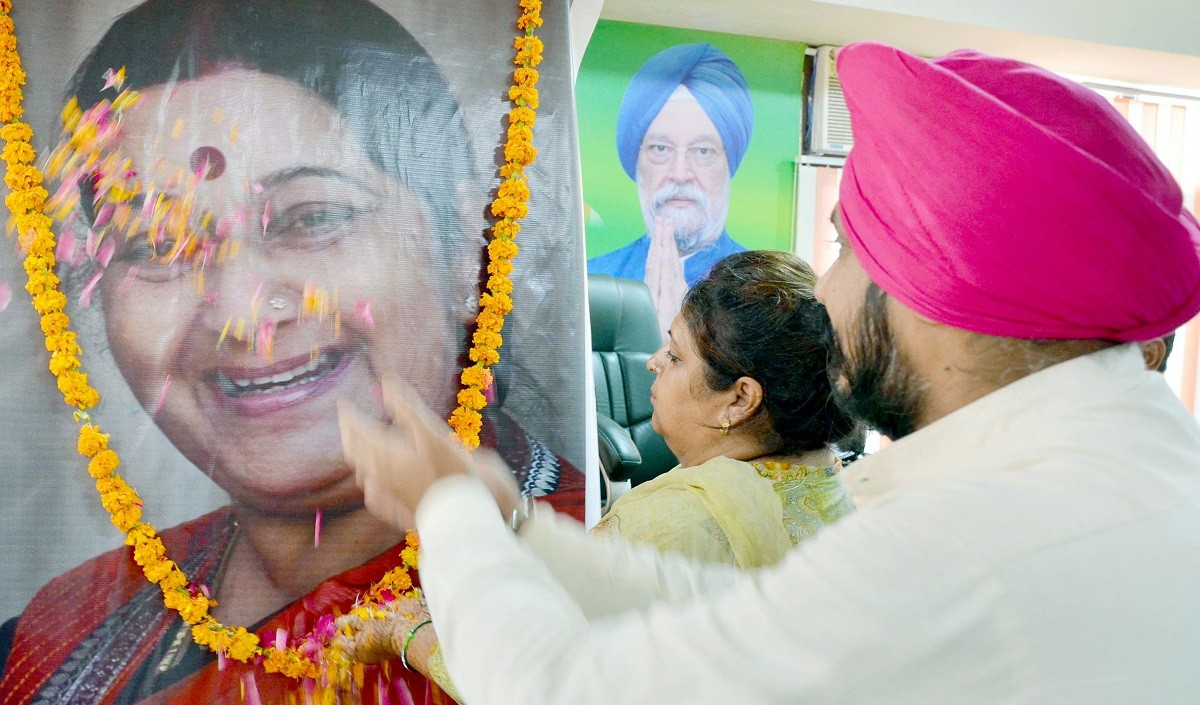 सुषमा स्वराज का वह दिल छू लेने वाला ट्वीट जो आज फिर सुर्खियों में छाया