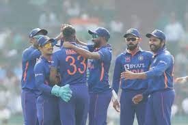 भारत-न्यूजीलैंड दूसरा वनडे:न्यूजीलैंड को आठवां झटका, सुंदर को पहला विकेट, स्कोर 103/8