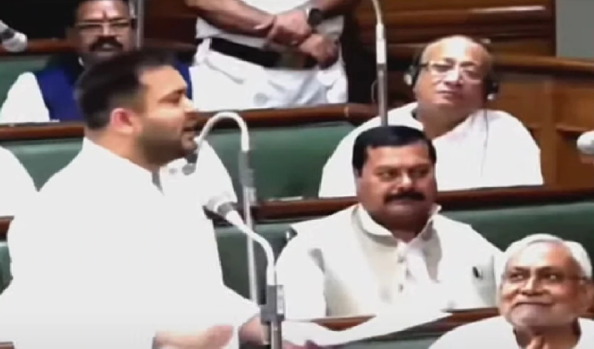 तेजस्वी का बीजेपी पर करारा प्रहार मंद-मंद मुस्कुराते नजर आए नीतीश