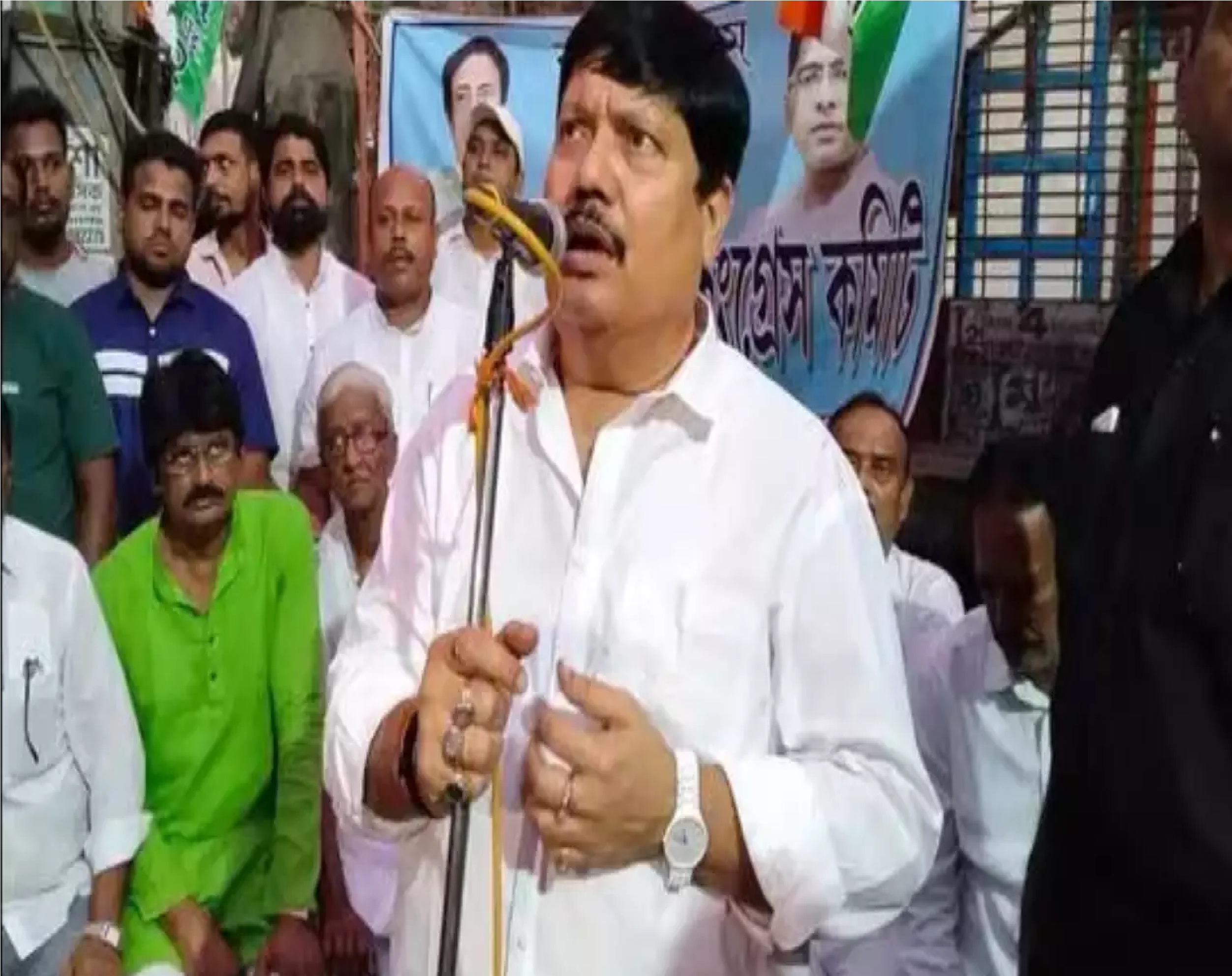 New Delhi: Barrackpore में TMC के कारण लगा है समस्याओं का अंबार, जनता कह रही अबकी बार होगा 400 पार