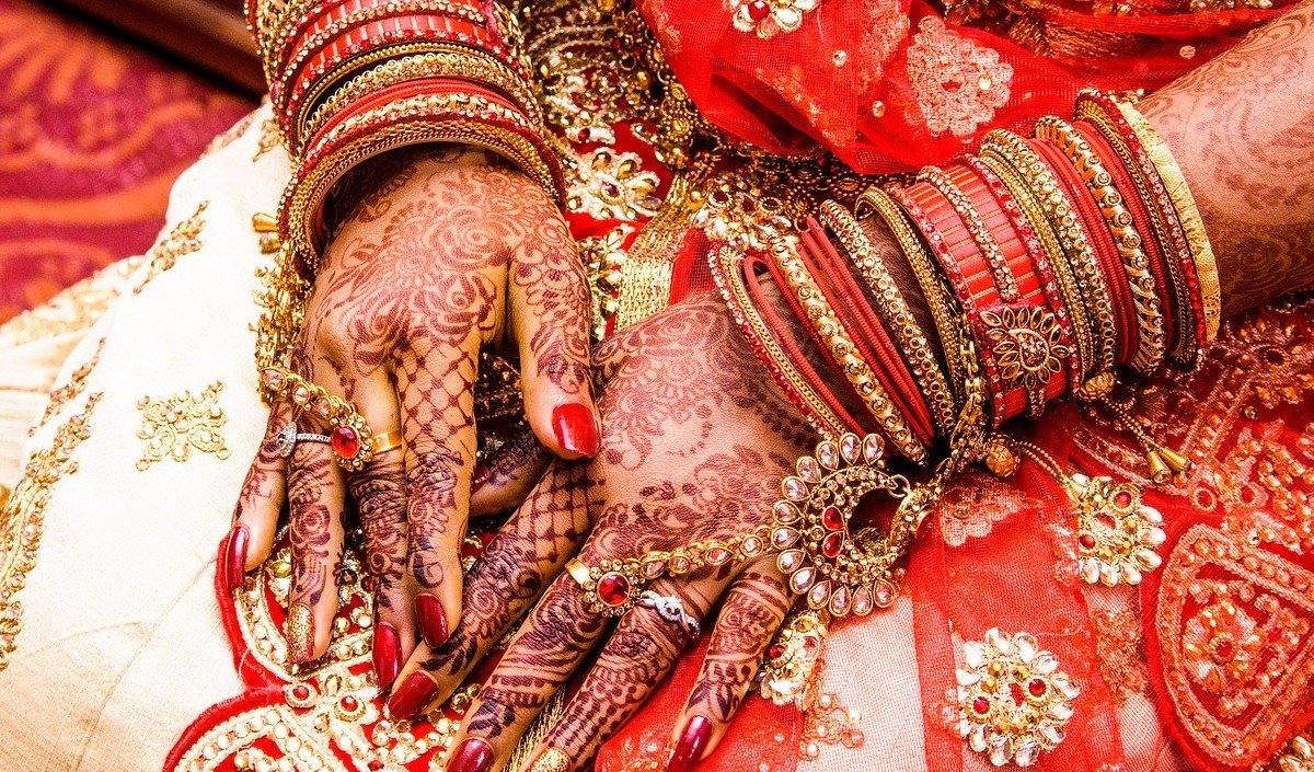 पहले बोला कबूल है-कबूल है दहेज में कार नहीं मिली तो मिनटों में दिया तीन तलाक शौहर पर मामला दर्ज