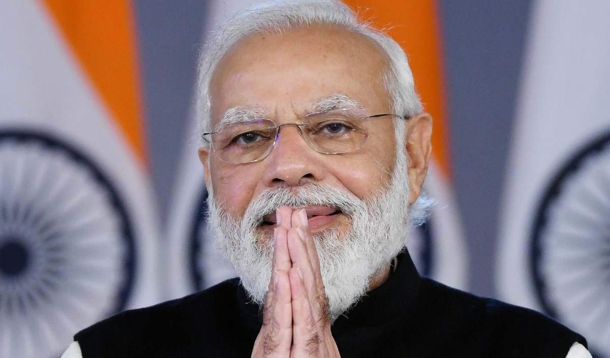 महान व्यक्तित्वों के योगदान को मिटाने का प्रयास हुआ अब देश गलतियों को ठीक कर रहा: प्रधानमंत्री मोदी