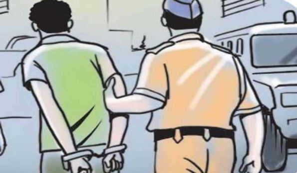 उत्तर प्रदेश पुलिस भर्ती के लिए फर्जी नाम से परीक्षा देने वाला परीक्षार्थी गिरफ्तार