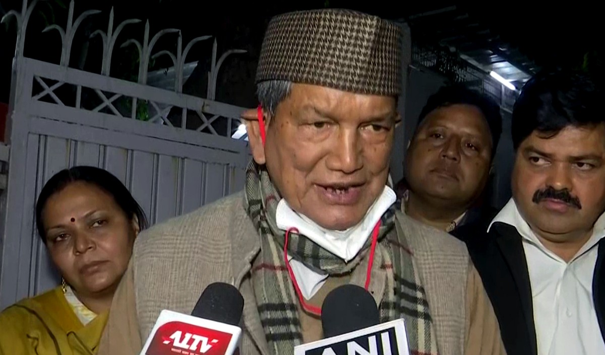 उत्तराखंड में हरीश रावत ने किया कांग्रेस की जीत का दावा शुरूआती रुझानों में पार्टी कर रही है लीड