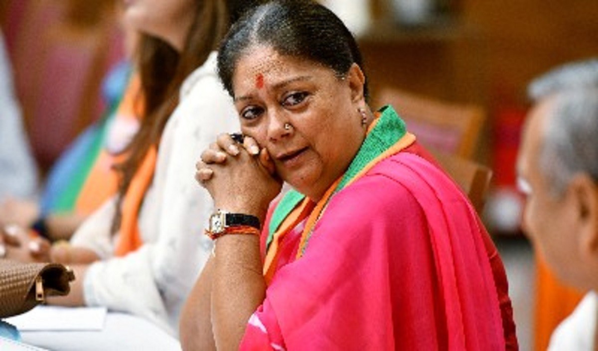 पुष्कर सिंह धामी के शपथ ग्रहण में शामिल हुईं वसुंधरा राजे क्या हैं इसके सियासी मायने?