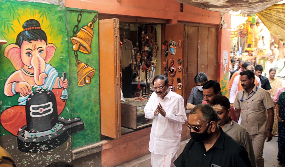 हमें अपनी पुरानी प्रतिष्ठा फिर से पाने के लिए शिक्षण संस्थानों को विश्वस्तरीय बनाना होगा: नायडू