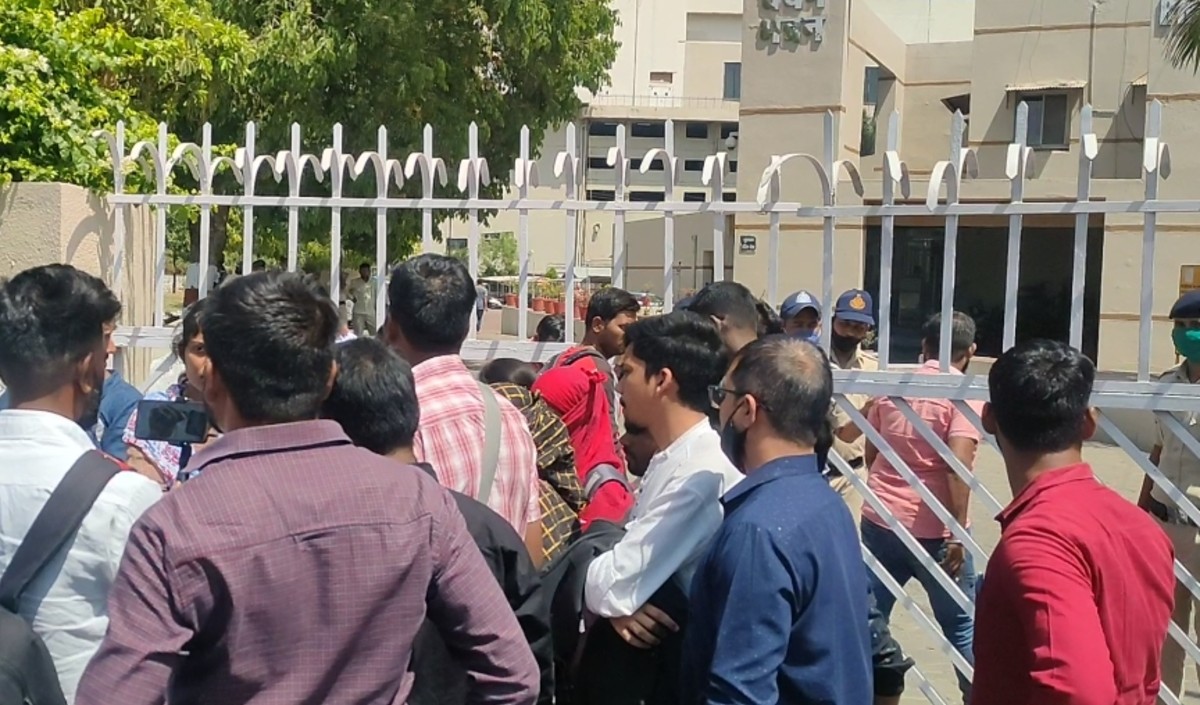 पुलसि आरक्षक भर्ती परीक्षा में हुए घोटाले का पीईबी ने दिया स्पष्टीकरण ट्वीट कर दिया जवाब