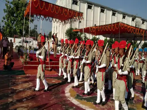 एडीजी ने पासिंग आउट परेड की सलामी लेकर दिलाया शपथ सर्वोच्च कैडेट अभिषेक राय हुए सम्मानित