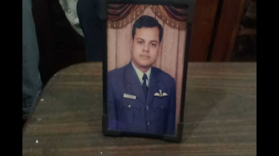 आगरा के पायलट पृथ्वी सिंह चौहान ने भी CDS बिपिन रावत के साथ भरी थी अपनी आखिरी उड़ान हादसे में हुई मौत