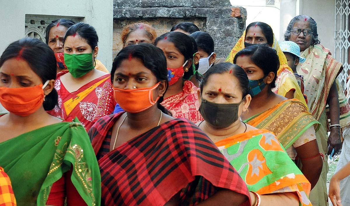 यूपी में दूसरे चरण का मतदान जारी गोवा की 40 और उत्तराखंड की 70 सीटों के उम्मीदवारों की किस्मत पर फैसला